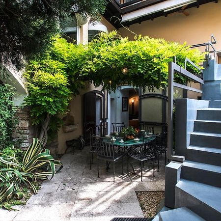 Villa Glicine การ์โดเน ริเวียรา ภายนอก รูปภาพ
